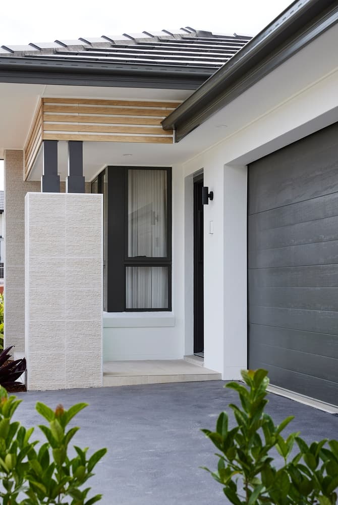 Garage Door Installation Service 1