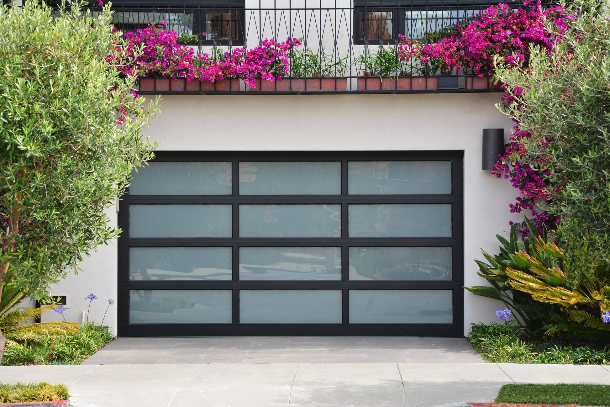 Garage door repair service in Calgary